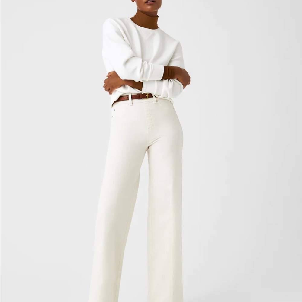 NWT Spanx wide legs front seam jeans. Size Large Regular. Color Ecru $168